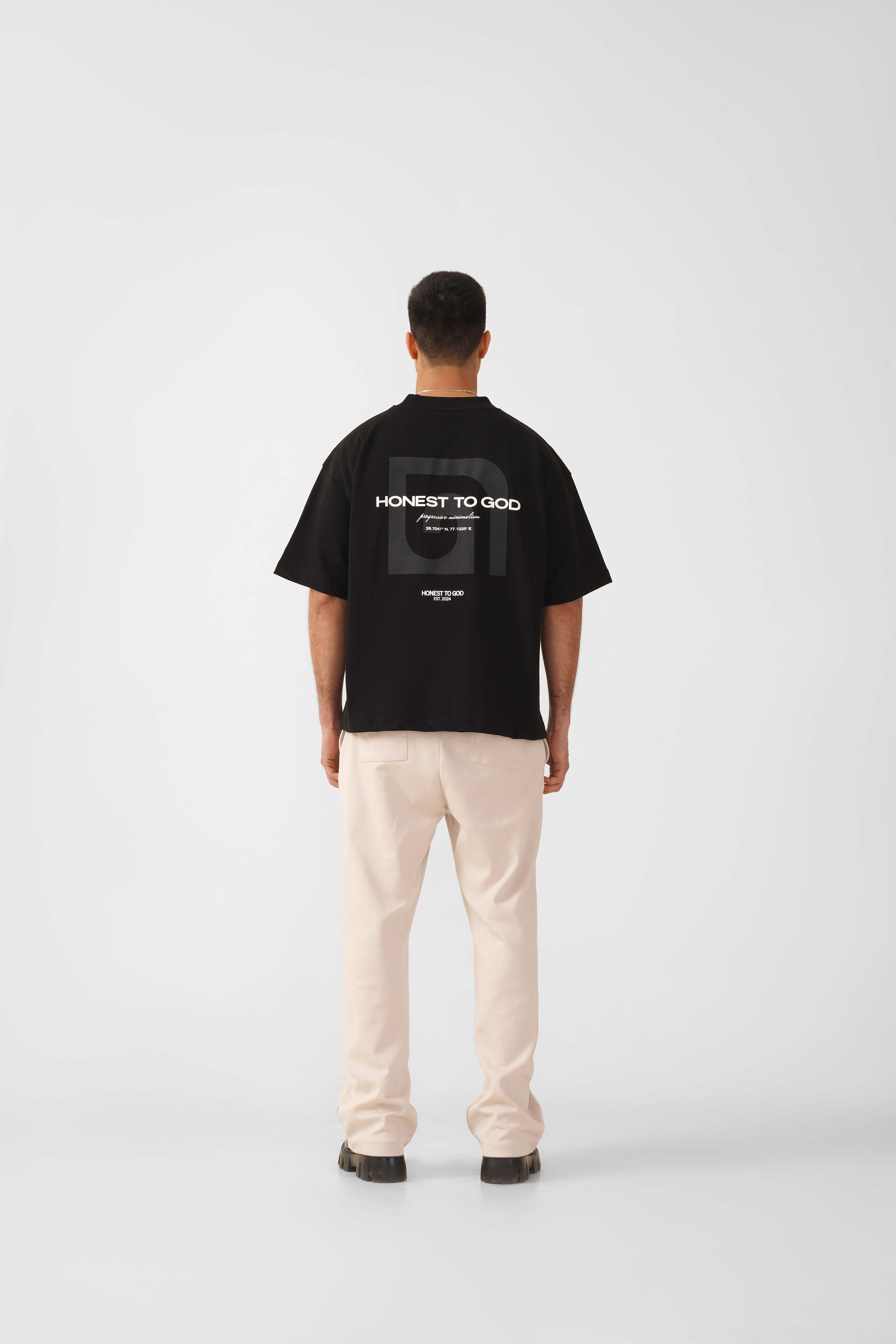 BLACK BOX FIT T-SHIRT