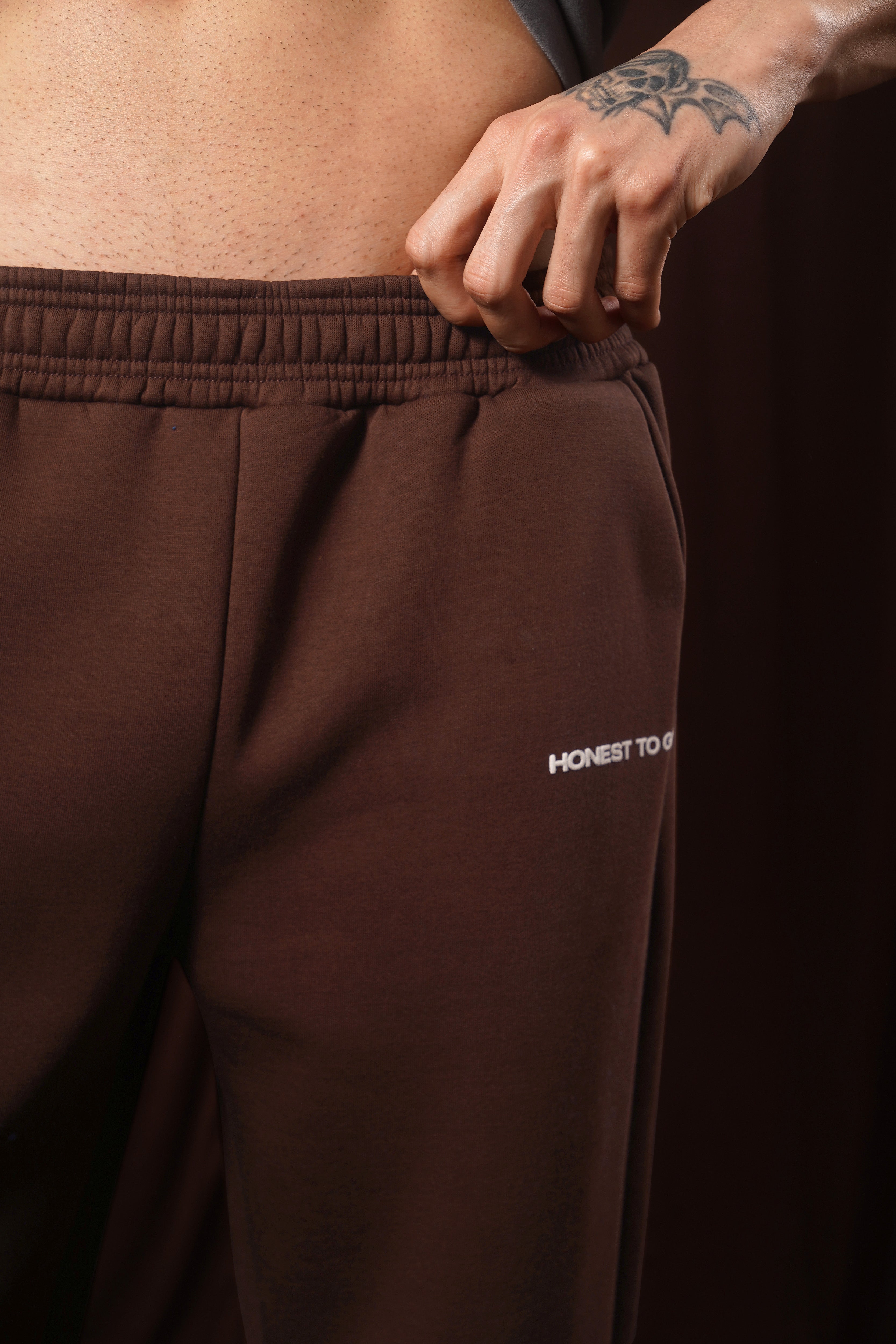 BISTRE BROWN STRAIGHT LEG SWEATPANT