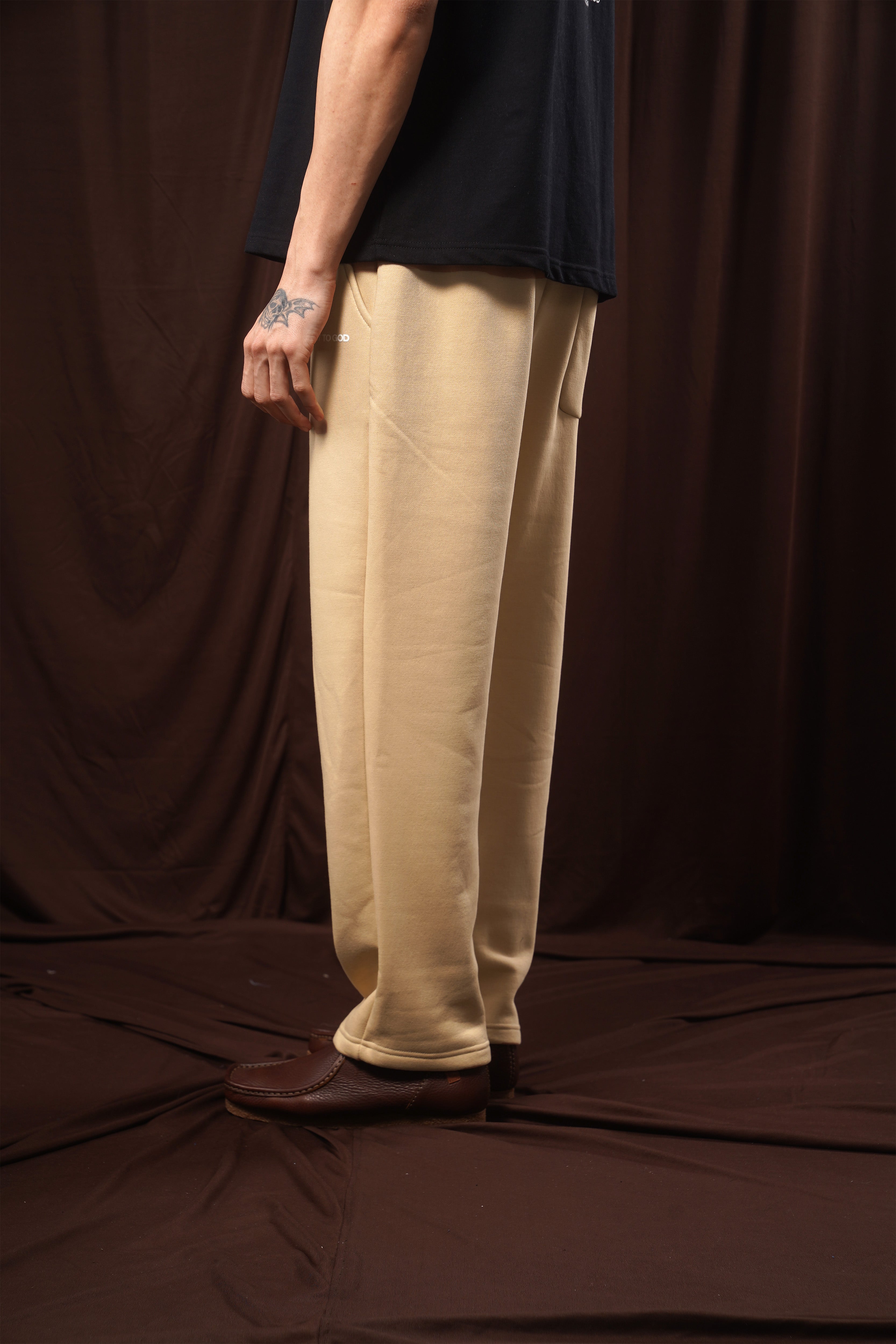 KHAKI CREAM STRAIGHT LEG SWEATPANT