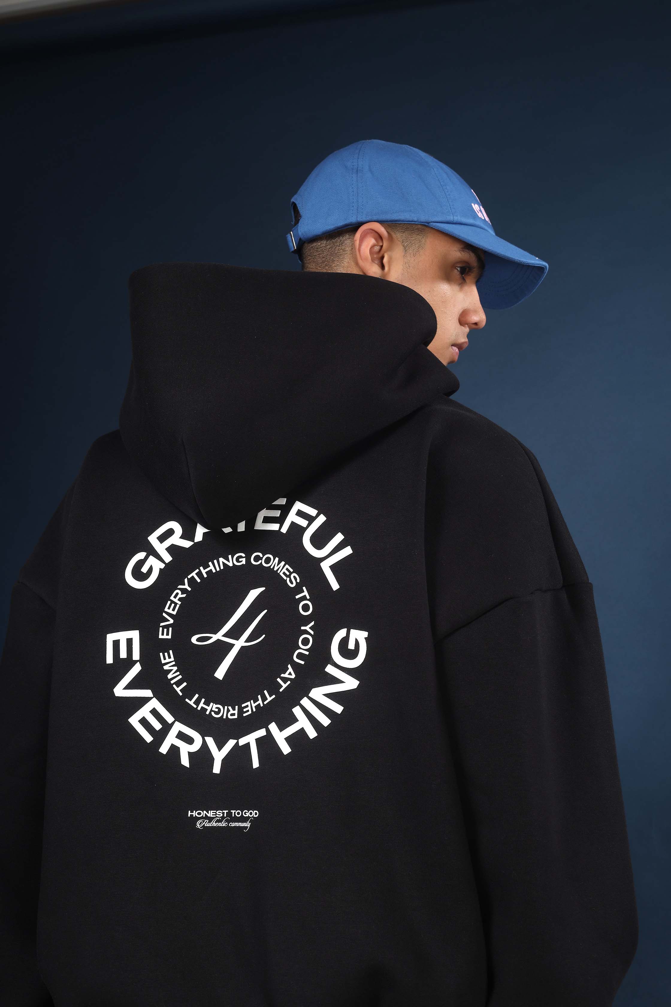 Close-up texture of 420 GSM ultra-heavyweight cotton fleece fabric in Black.